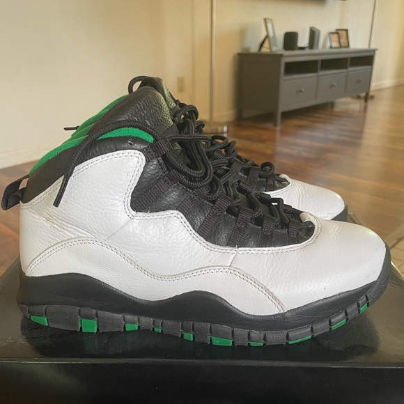 Jordan 10 - Picture 4 of 7